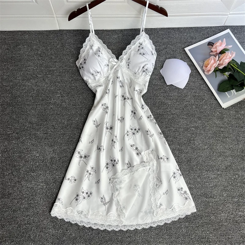 

Ночная сорочка женская кружевная с V-образным вырезом и принтом