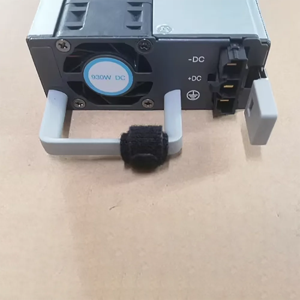Для импульсного источника питания CISCO C9K-PWR-930WDC-R