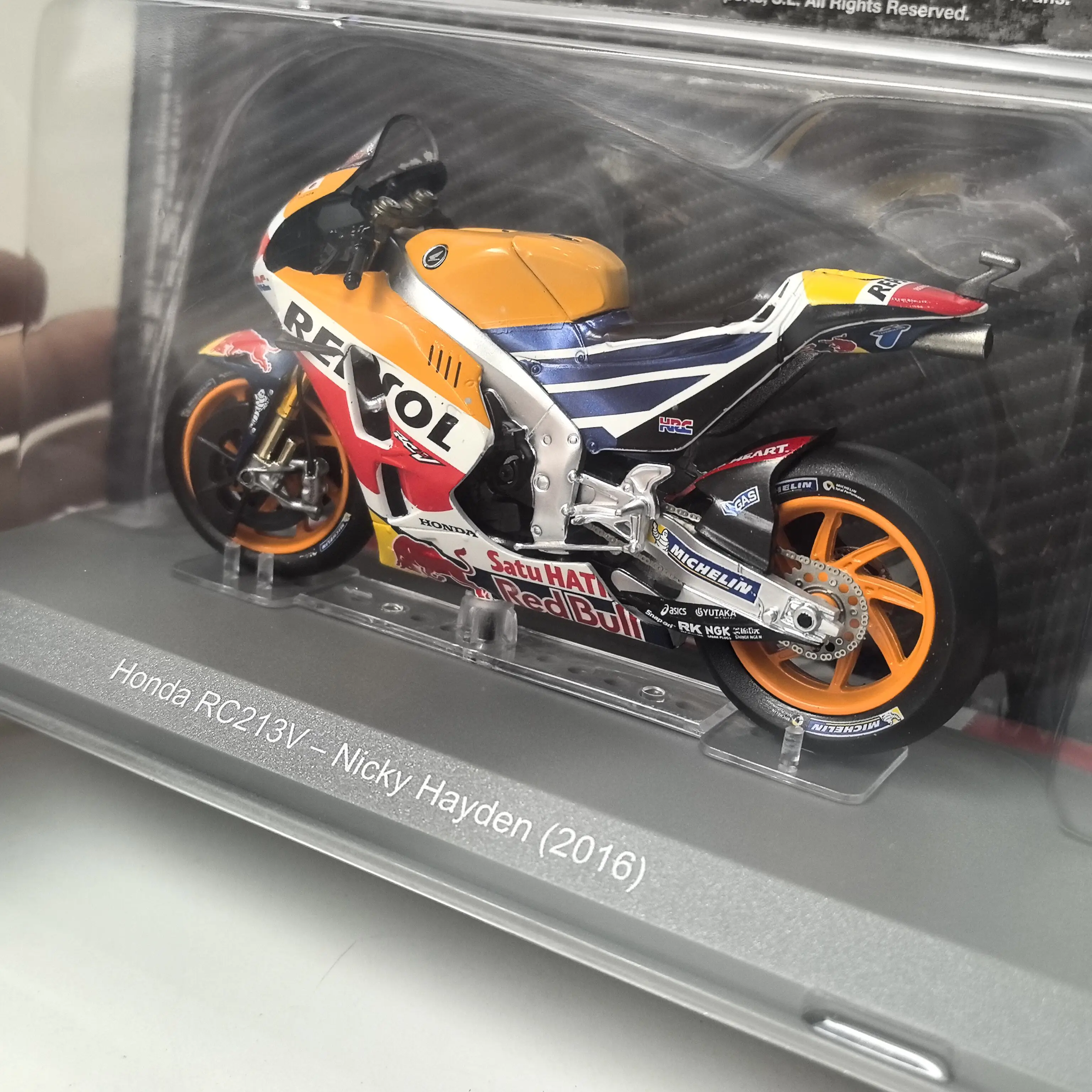 Фото Модель IXO 1:18 Honda RC213V 2016 года # Мотоциклетная модель из сплава 69 Alloy №3