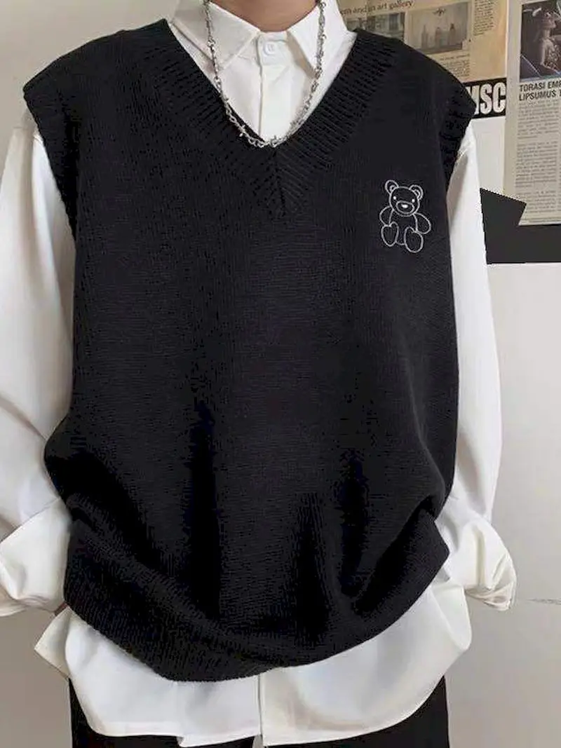 

2022 Spring Autumn Men's Trendy Bear Embroidered Sweater Loose V-neck Sweater Vest Men Casual Streetwear Clothing Harajuku No