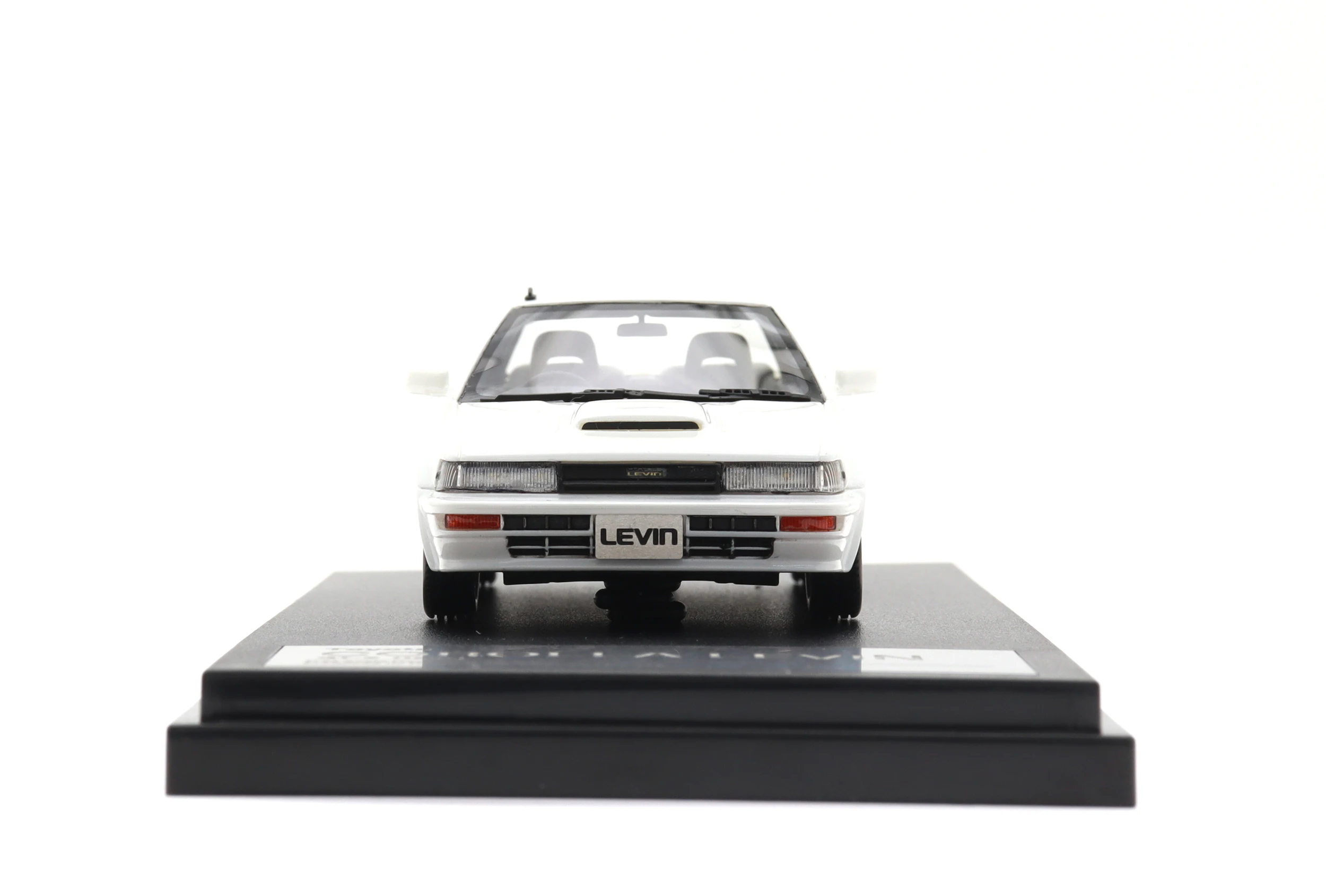 Передаточное соотношение 1:43 модель автомобиля Высокая коллекция имитаций