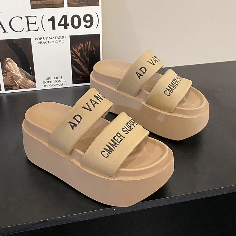 

Summer 2023 Chunky Sandals Women's Thick Bottom Wedge Heels Slides 8CM High Heels Platform Leather Casual Beach Flip Flops Woman