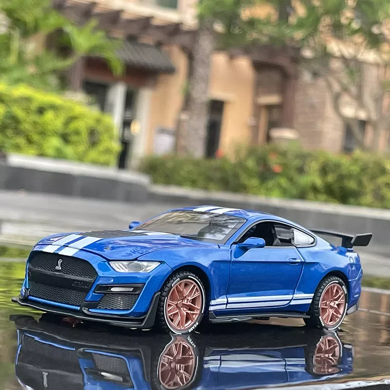 

1:32 High Simulation Supercar Mustang Shelby GT500 Car Model Alloy Pull Back Kid Toy Car 4 Open Door Children's Gifts