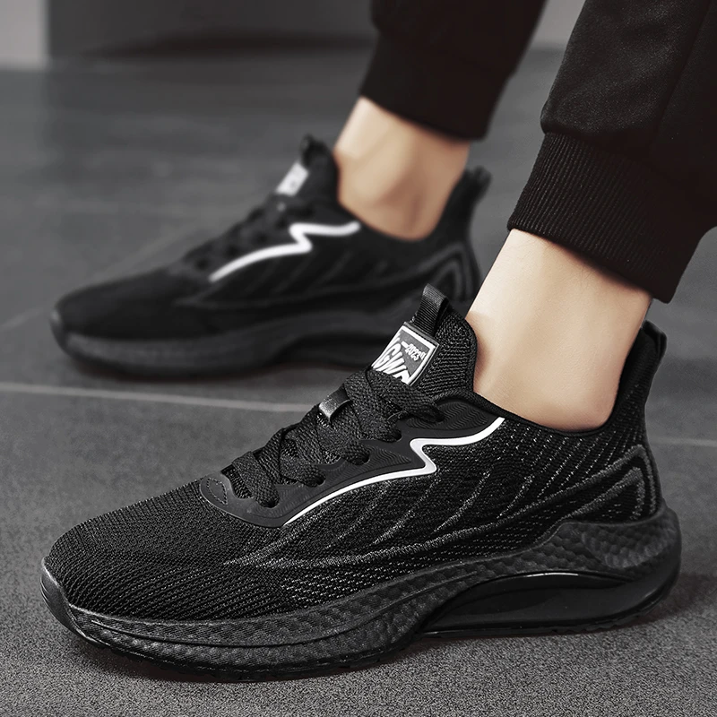 

2023 New Spring Flat Bottom Lace-up Fashion Sneakers Men Casual Outdoor Anti Slip Versatile Solid Comfort Men's Vulcanize Shoes