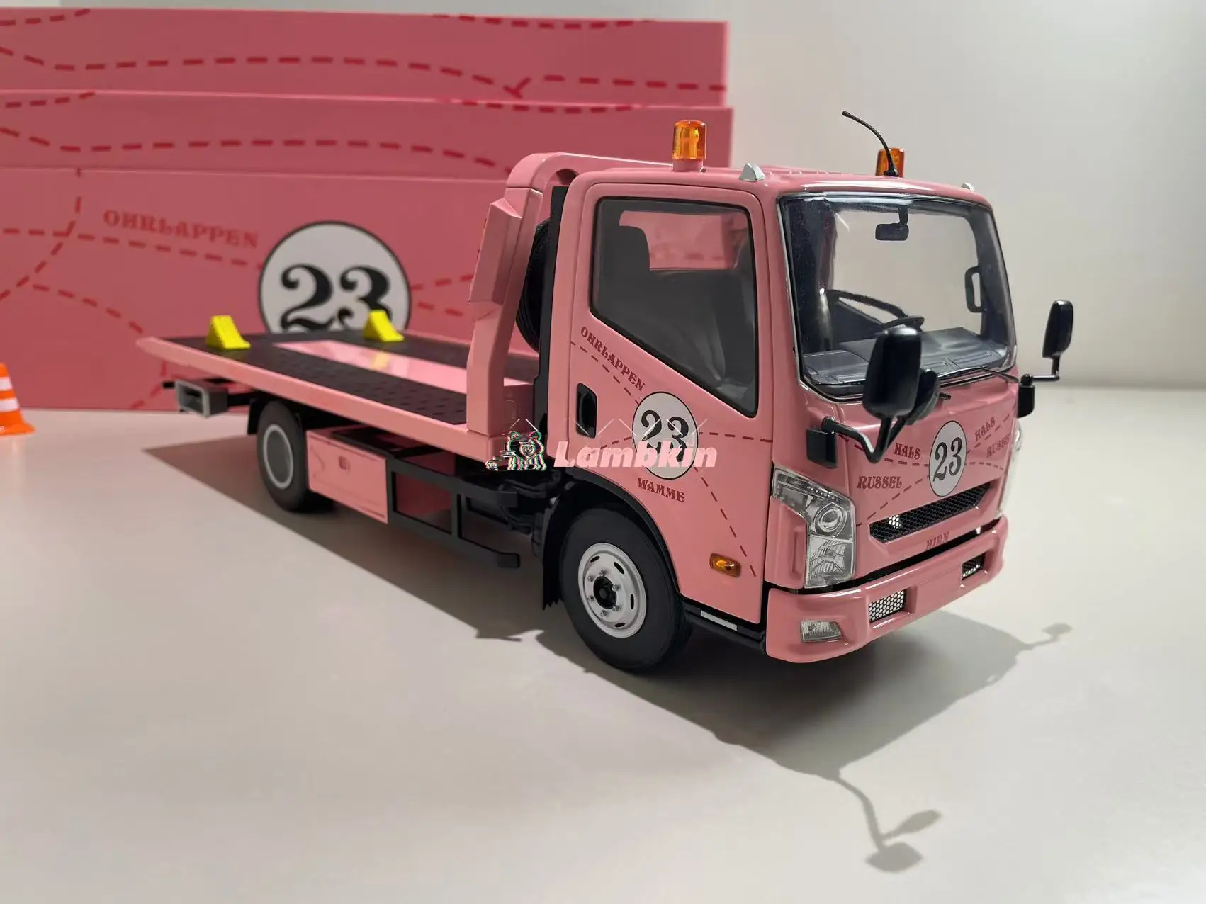 DBGT 1/18 бортовой эвакуатор розовая свинья окрашенная баррикадная грузовик сплав