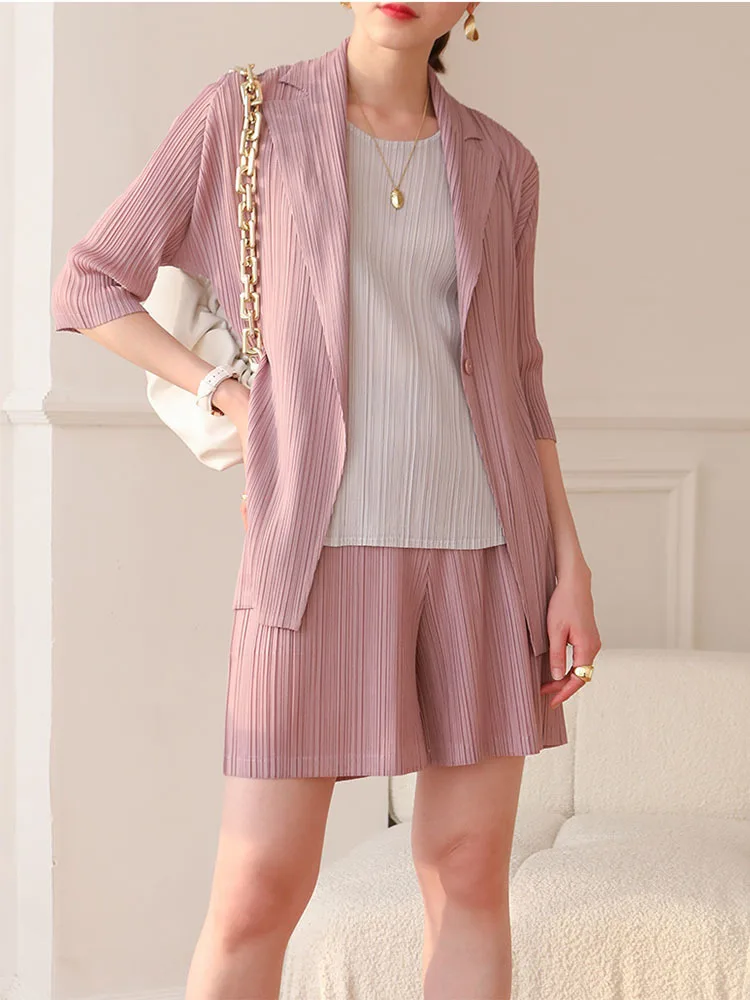 

Woman Miyake Pleated Coat Single Button Split Seven Sleeve Solid Loose Jacket Casual Style Wild 2022 Autumn Fashion Coats