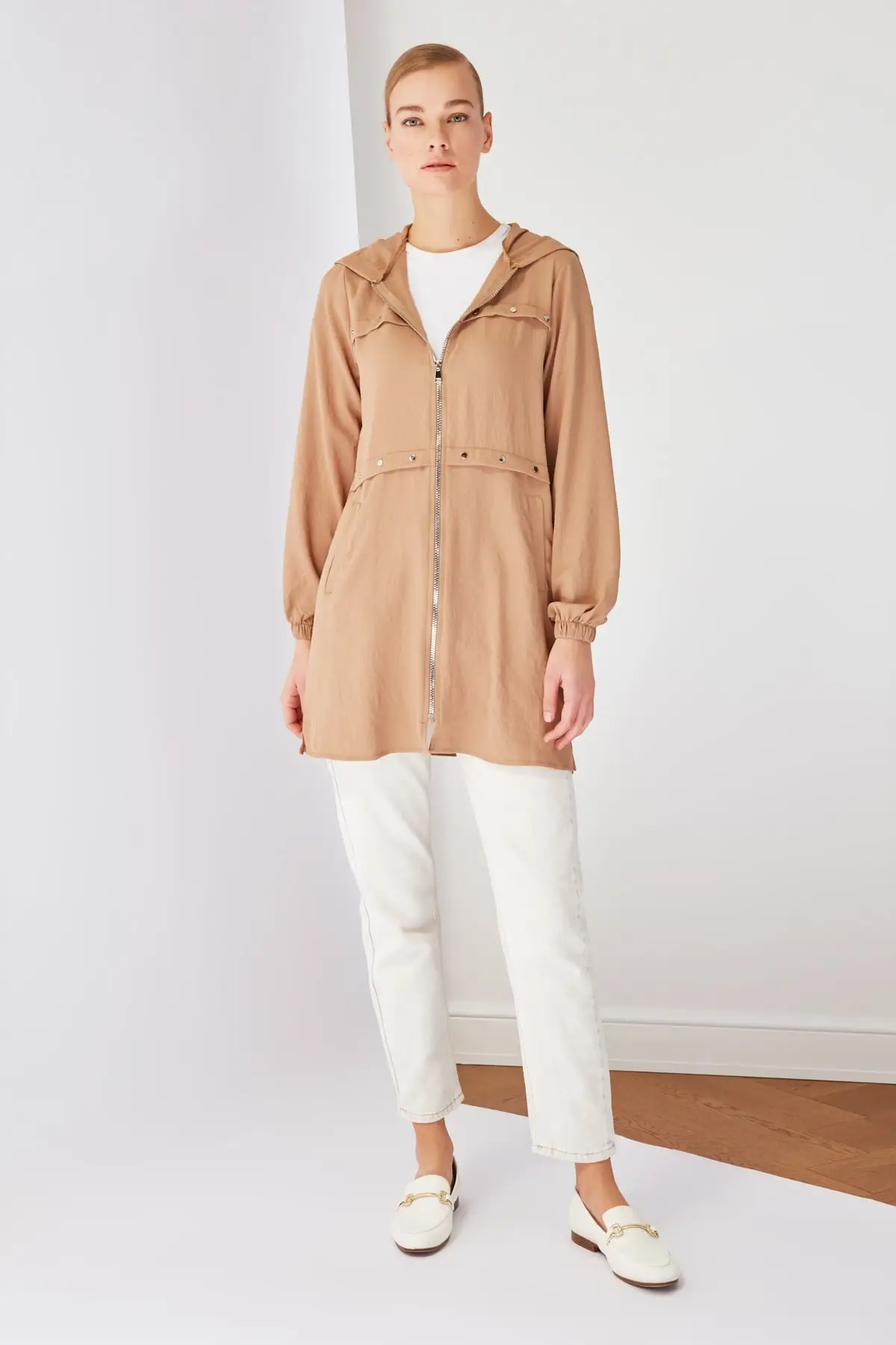 

Trendyol Hooded Zipper Coat TCTSS21CE0378