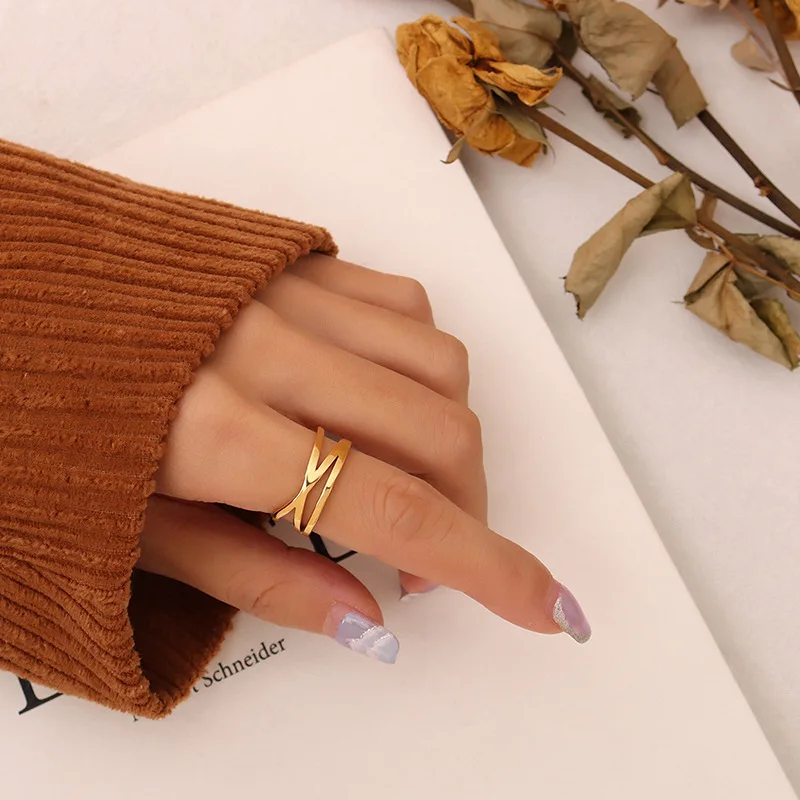

Opening ring titanium steel does not fade geometric hollow ring