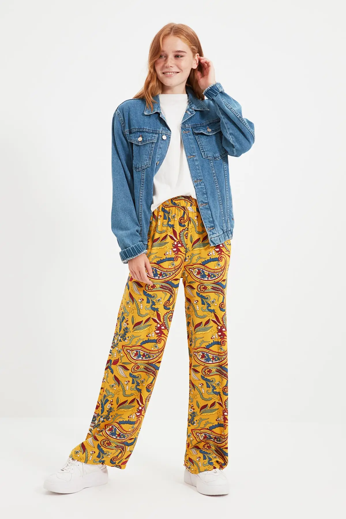 

Trendyol floral Pants TCTSS21TP0016