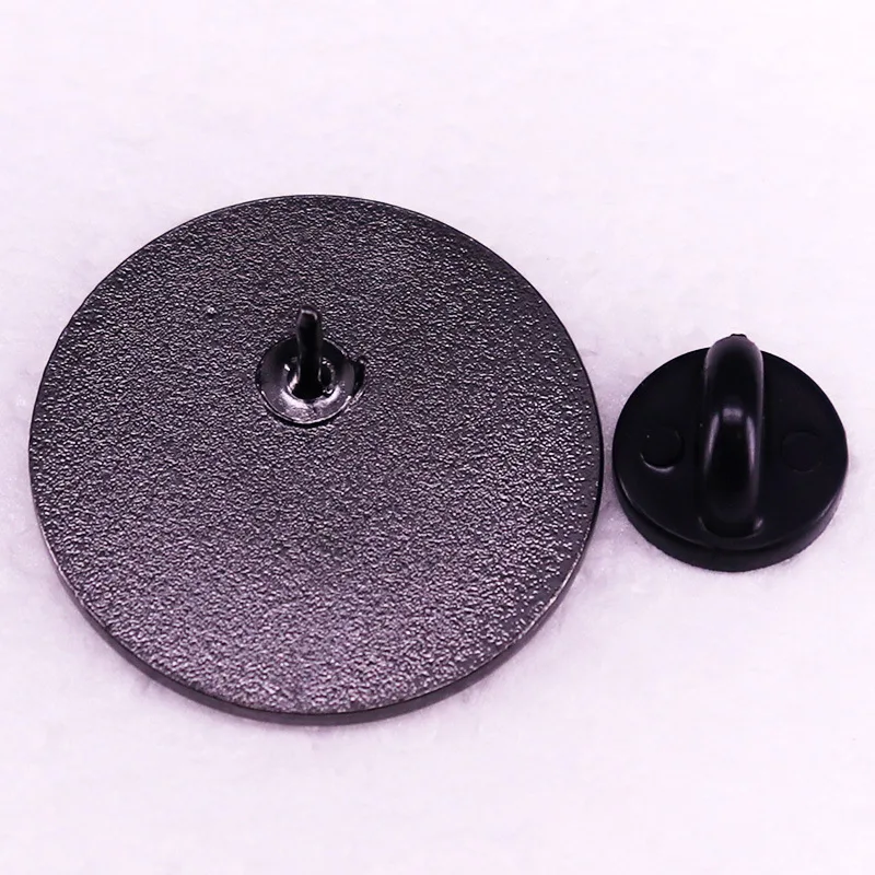 Игра ужасов злодей плюшевый мишка голова узор булавка круглый значок