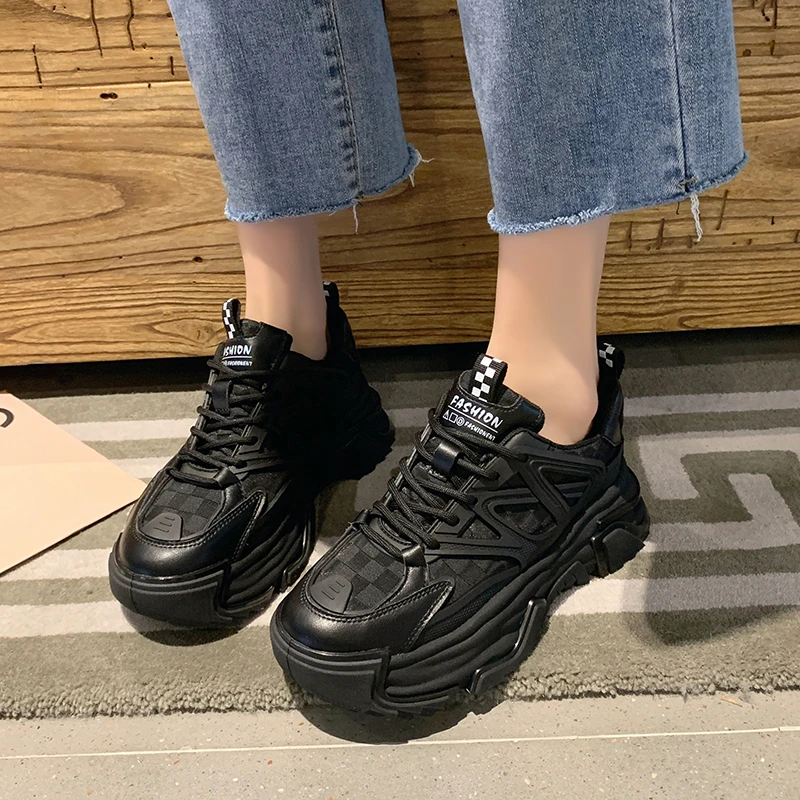 

Fashion Summer Mesh Women Chunky Sneakers Skateboard Lace-up Trend Designer Daddy Shoes Solid Platform Flats White Shoes
