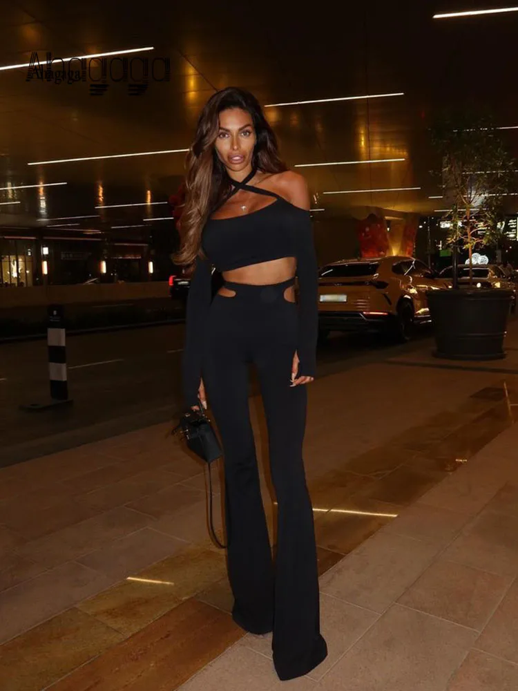 Женские спортивные костюмы-футляры