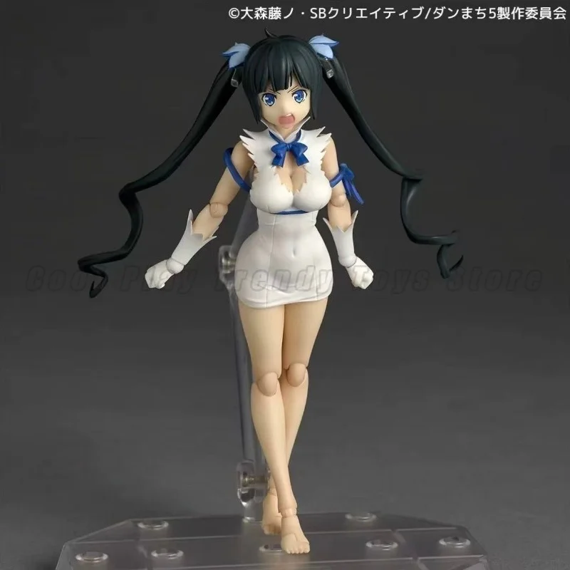 Фото В наличии: KAIYODO REVOLTECH DanMachi Season 5: Harvest Goddess Arc Hestia Machigatteiru Darou Hestia, фигурка-модель. №3