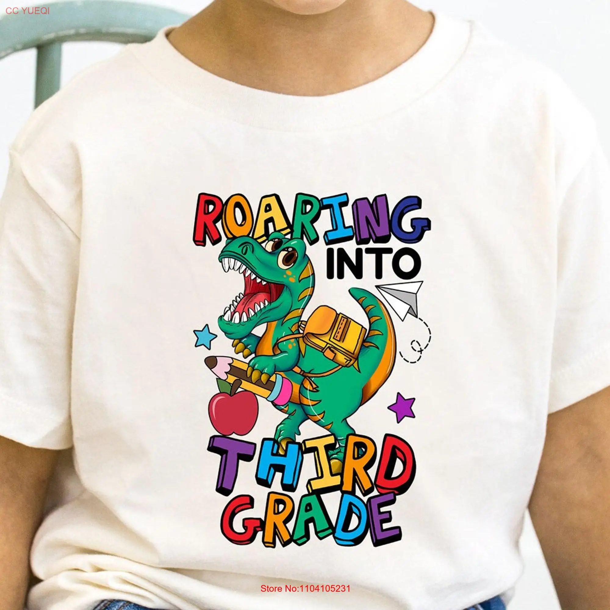 Футболка третьего класса назад в школу 3-й динозавр Экипаж с первого дня ребенка