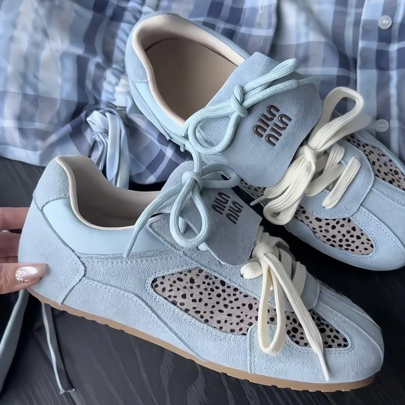 Осенние коричневые женские вулканизированные туфли с леопардовым принтом