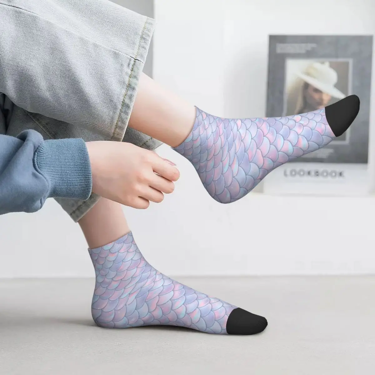 

Pink Mermaid Scale Socks Fantasy Print Sport Creative Short Tubes Large Chemical Fiber Pretty Kids Socks