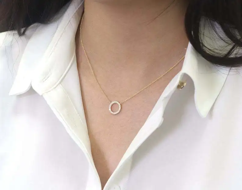 2025 трендовые элегантные ювелирные изделия ожерелье с подвеской в виде