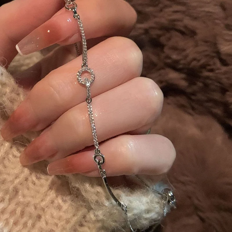 

Fashion Round Rhinestones Women Bracelet Korean Party Wedding Jewelry Accessories Holiday Gifts Girlfriend Beautiful Romantic