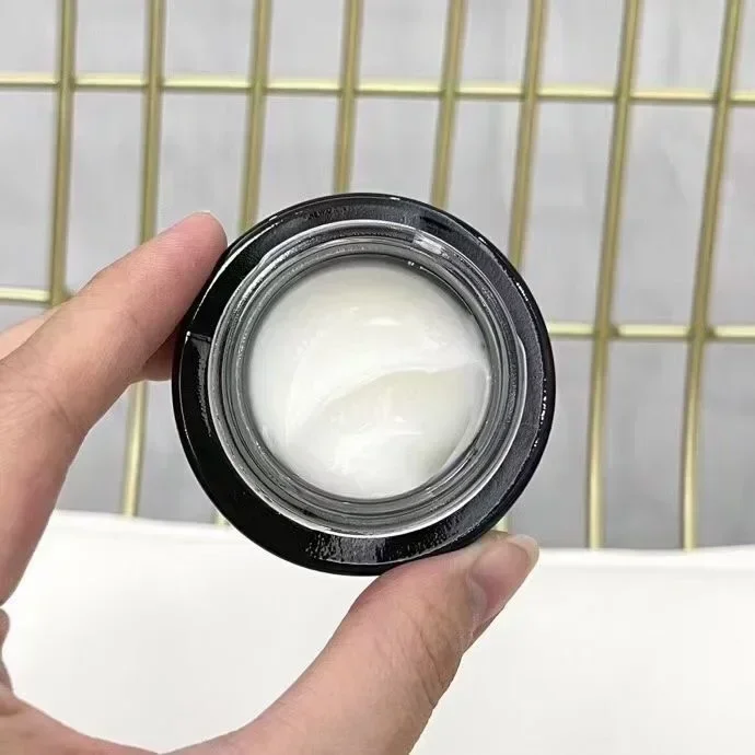 Высококачественный НОВЫЙ крем для ухода за кожей вокруг глаз Advanced Genifique Yeux 15 мл