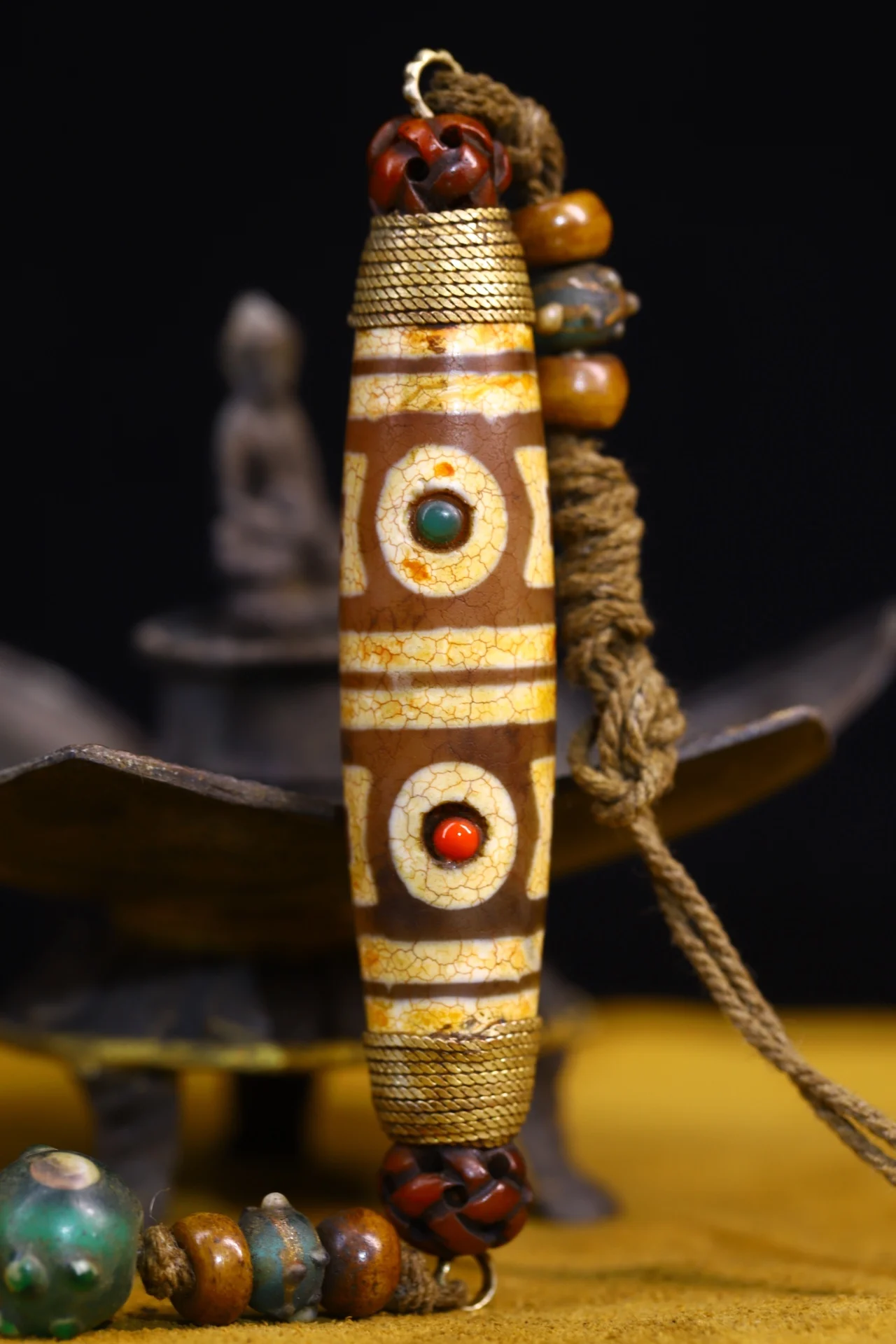 

4" Tibetan Temple Collection Old natural agate mosaic gem Dzi Beads nine eyeballs Amulet Buddhist utensils Town house Exorcism