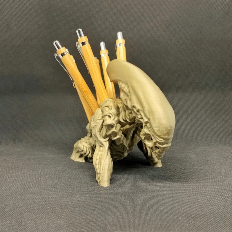 

Creative Alien Xenomorph pen holder Alien statue bust Penholder alien pen Rack Gift Stationery teacher gift