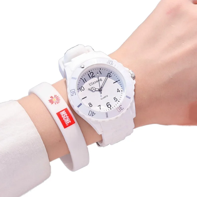 Children's Watch Boys and Primary School Students Cute Fashion Small Fresh Sports Boys and Girls Jelly Quartz Watch