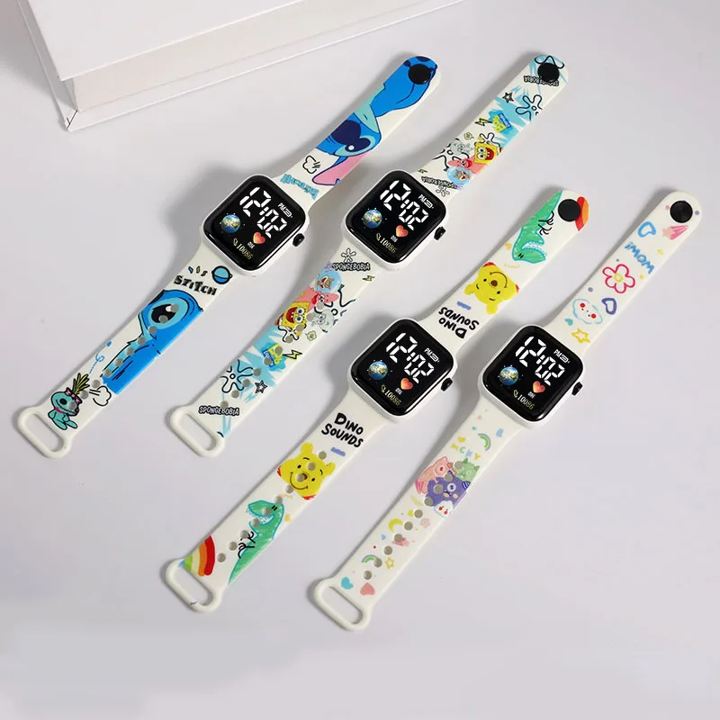 Stitch Kids Anime Watches Disney Cartoon Character Pool Bear Figures Led Touch Orologio Elettronico Per Bambini Impermeabile Regali Di Compleanno