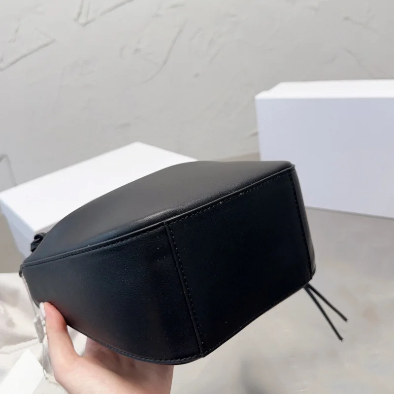 Leather Luxury Designer Handbag Shoulder Bag Tote Bag Underarm Solid Color Simple Zipper Dumpling Bags For Woman Bolsa Feminina