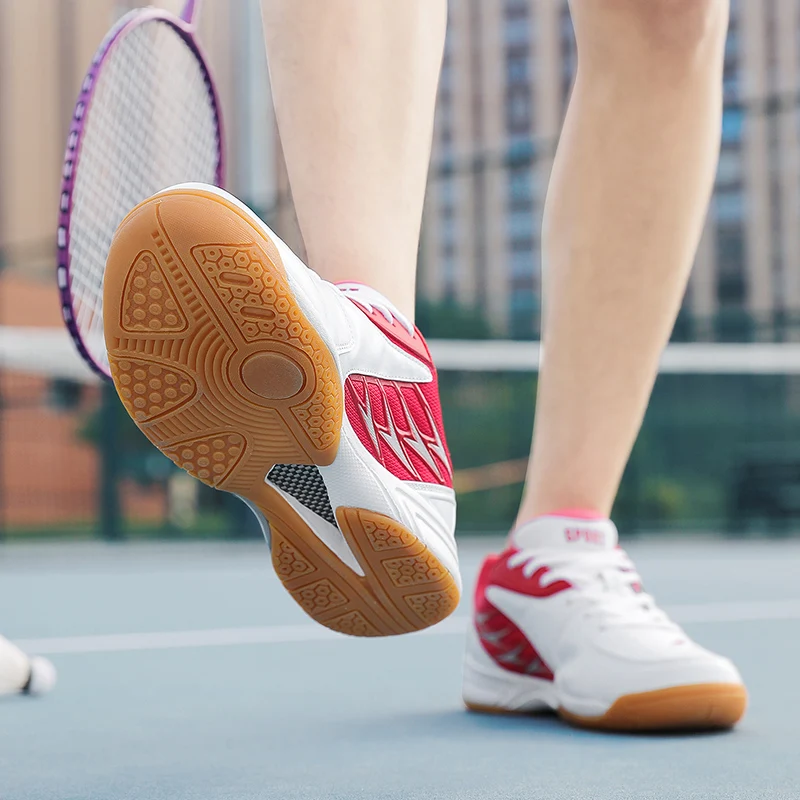 Men's High Quality Badminton Sports Shoes Ultra Light and Comfortable Volleyball Shoes Men's Fitness Non Slip Tennis Shoes