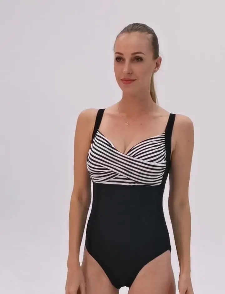 

Swimwear 2022 Stylish Women's One-Piece Swimsuit Sexy Backless Striped Suspender Swimwear
