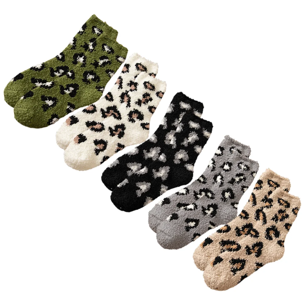 Рисунок 2 - Женские тапочки, пушистые носки,