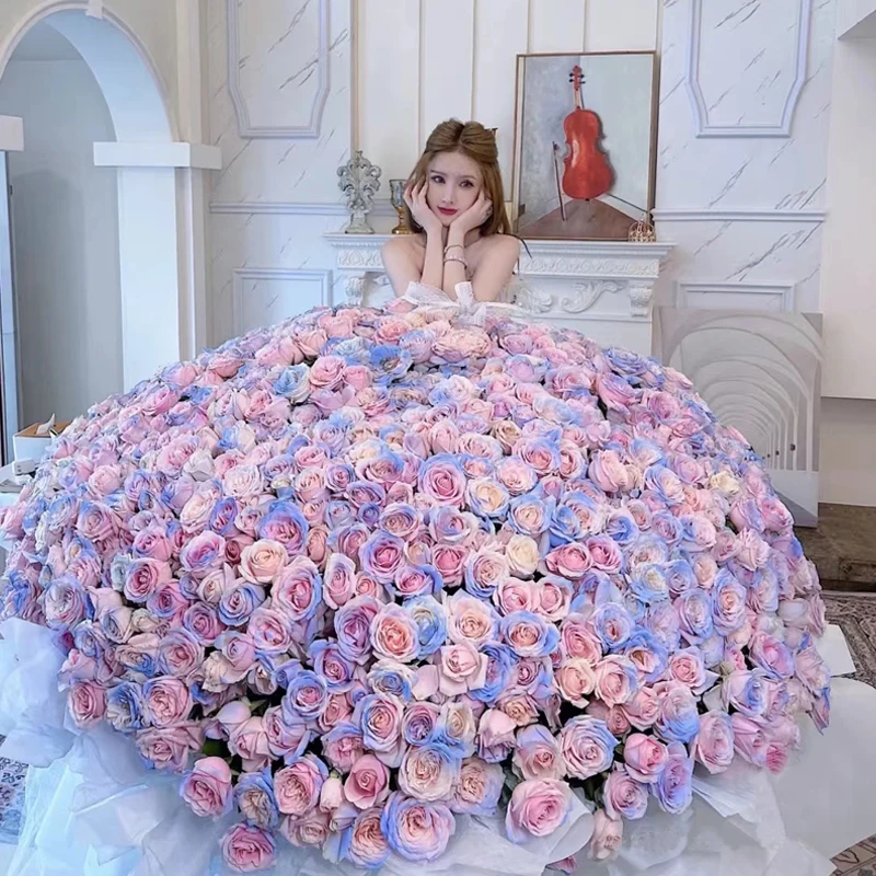 

Custom-made bouquets of various kinds