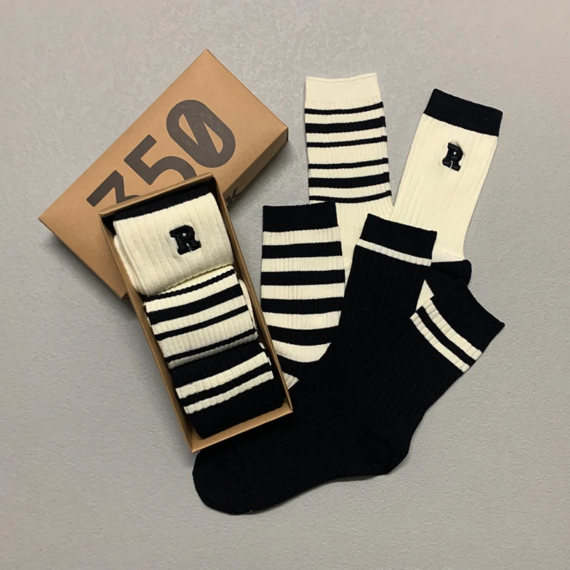 

3 Pairs/Box Funny Simple Striped Stockings Cotton Harajuku Pack Soft Street White Black Fashion Long Gifts for Men Women Socks