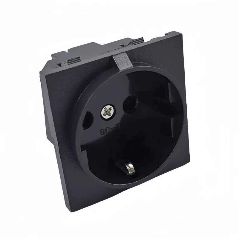 

SanCableCord евророзетка IP44 черная 16A 250V