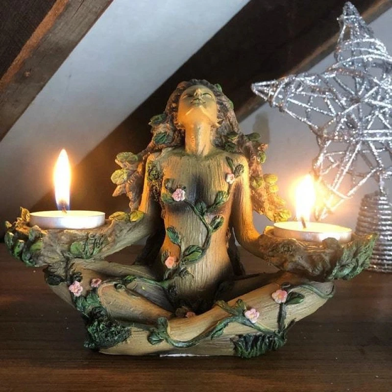 Рисунок 4 - Подсвечник из натуральной смолы