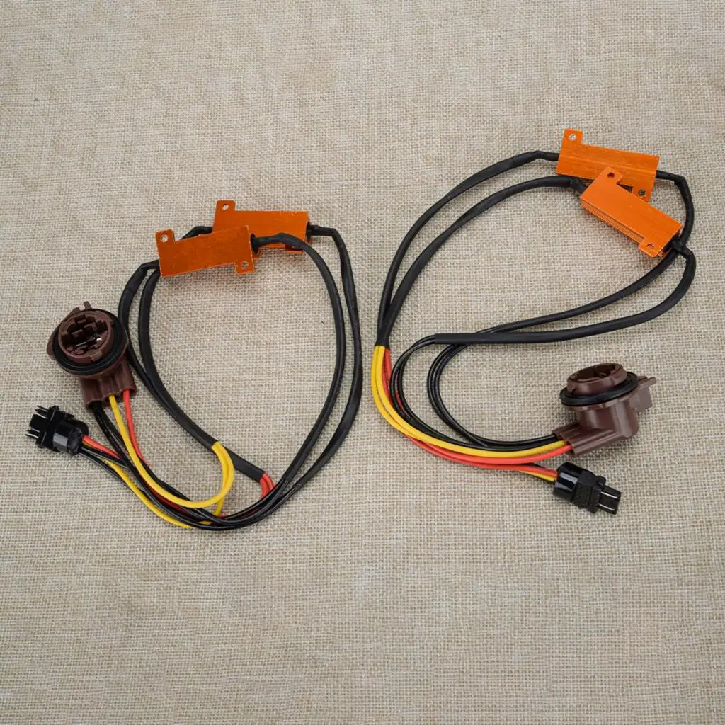 

2Pcs 50W 6Ω Universal Car Decoder 3157 Front LED Turn Signal Load Resistor Fix Adapter Anti Hyper Flash Error Canceler 3057KLCP