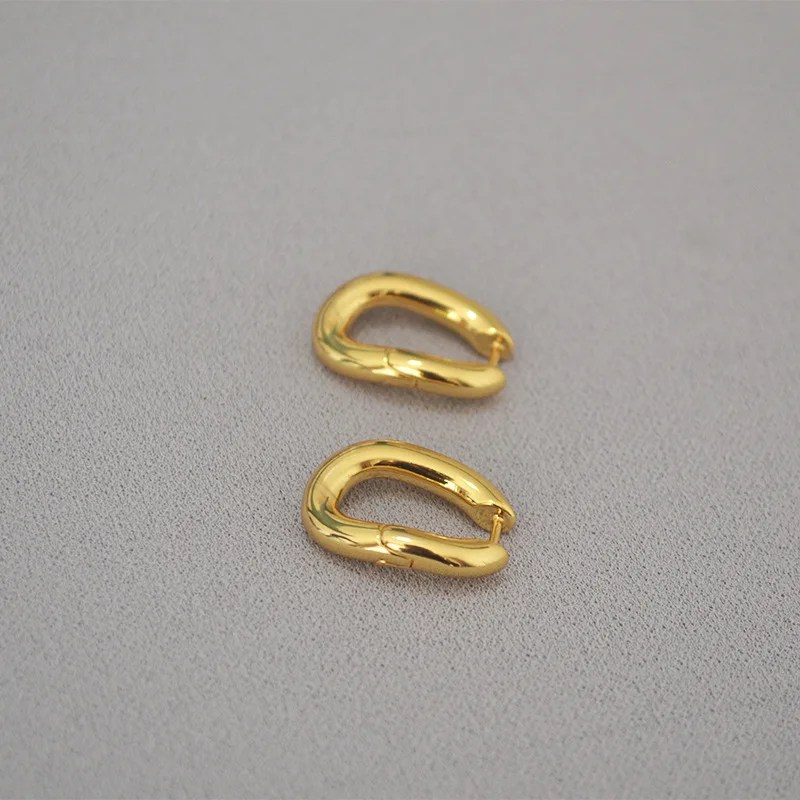 

French niche design twisted U-shaped brass smooth simple temperament earrings and Earrings