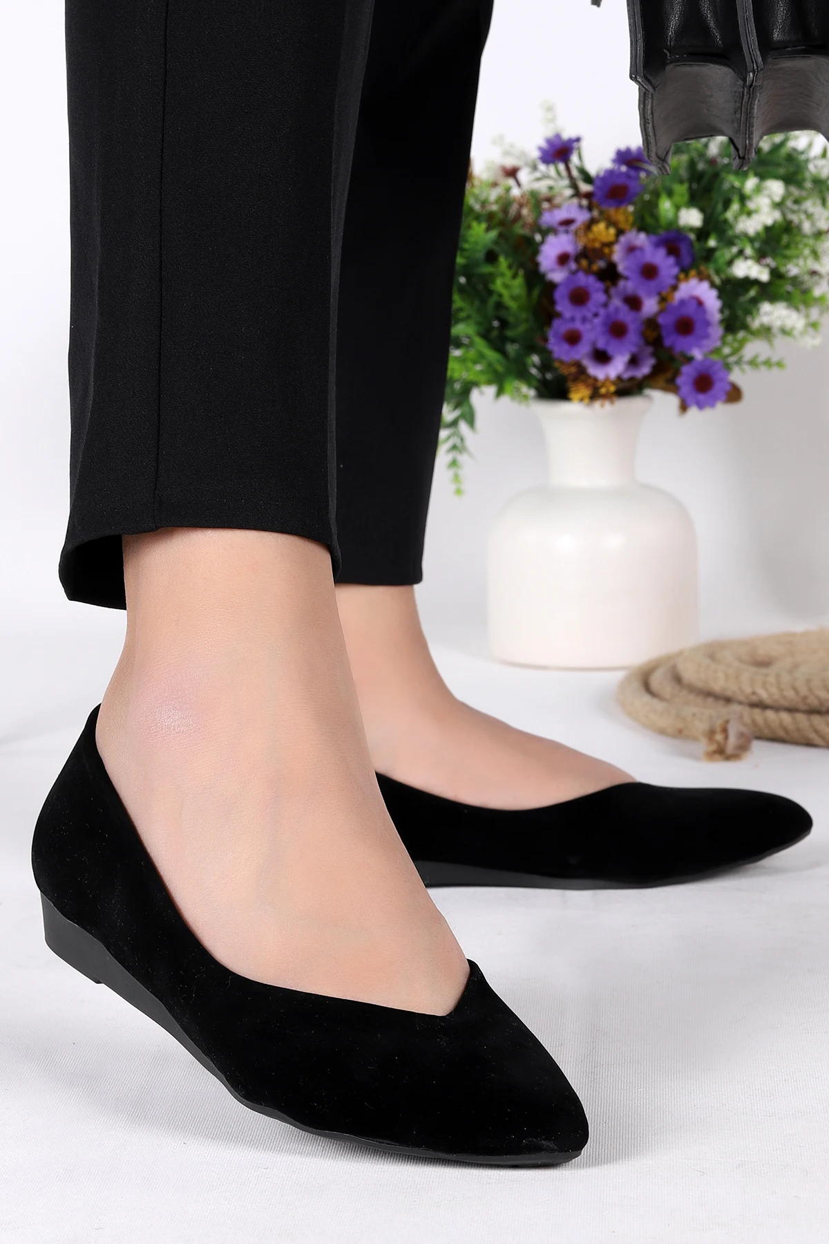 

Woggo Pnt 439038 замшевые повседневные женские балерины