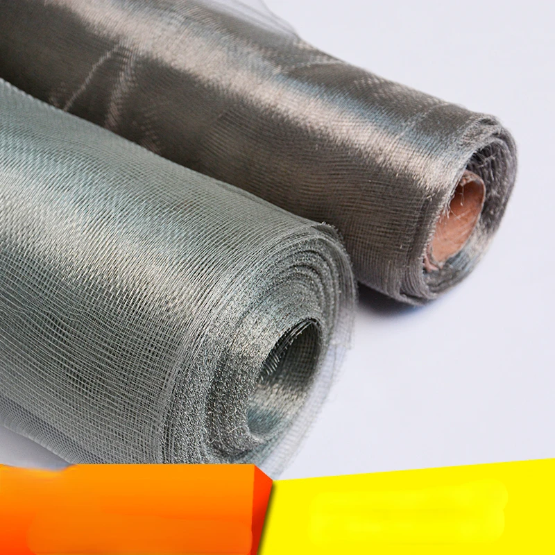 

Wedding props: cloud mesh modeling mesh, stainless steel barbed wire, soft modeling, wedding ceiling, decorative flower