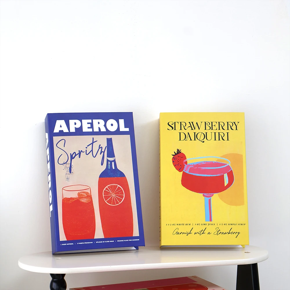 Кофейный столик открытые поддельные книги оформление отеля декоративная книга