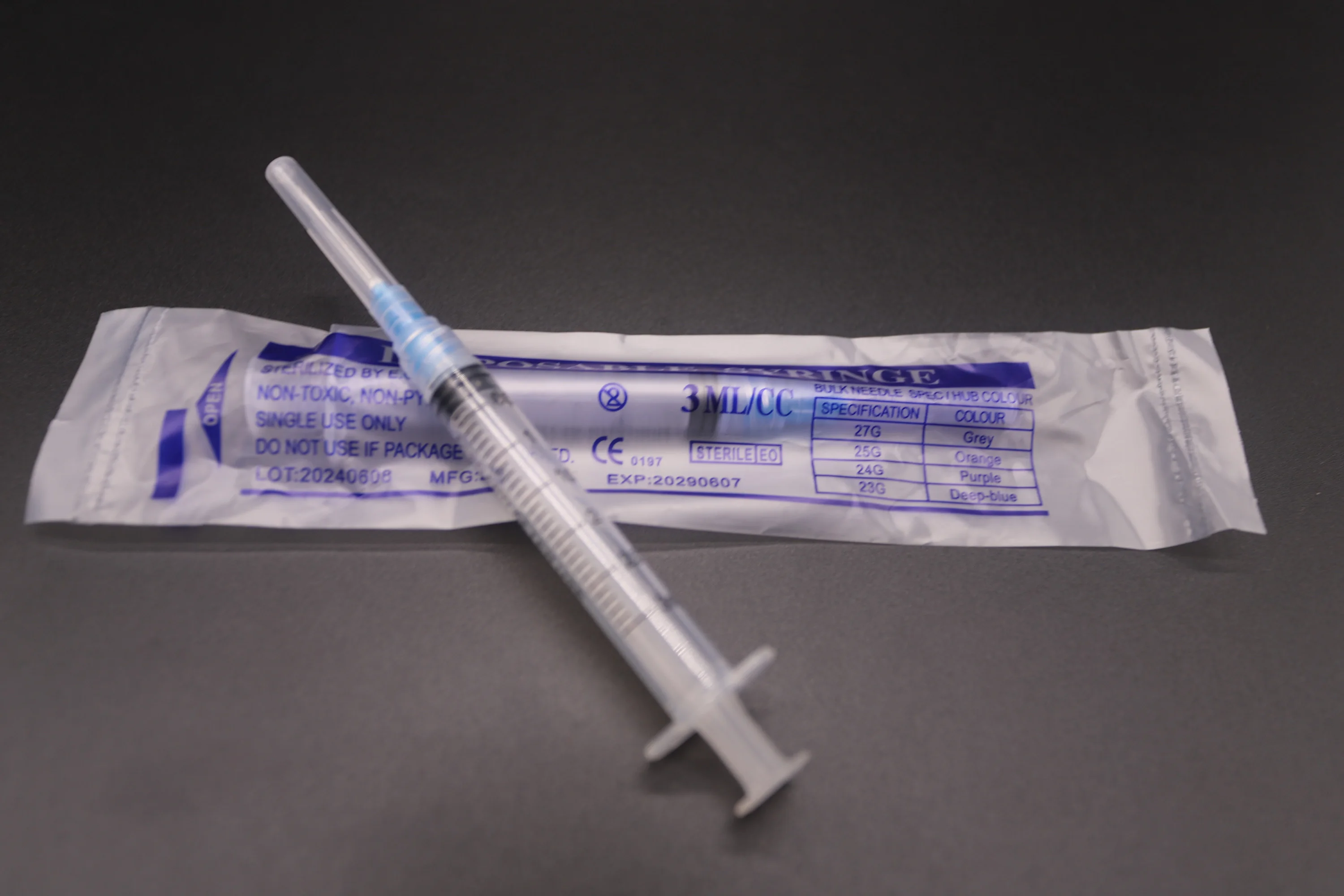 

Одноразовые шприцы с иглой 1 мл 3 мл