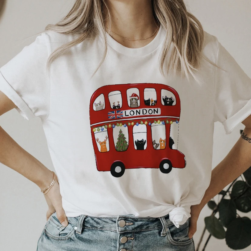 

Простая Новая модная индивидуальная универсальная Милая Эстетическая одежда с принтом кота и короткими рукавами футболка Топ с мультяшным...