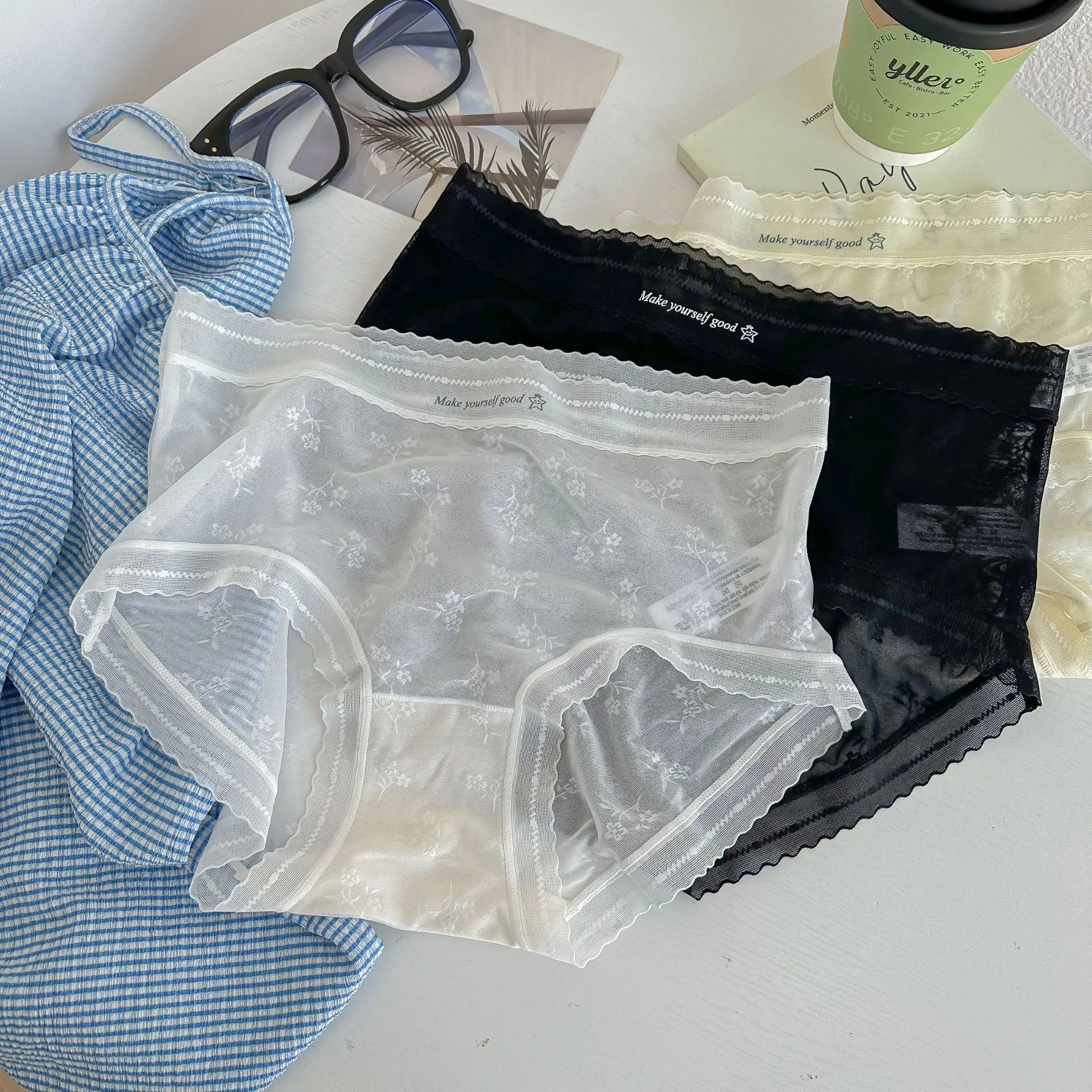

Fresh Spring and Summer Romantic Flying Mesh Lace Super Soft Letter Waist Jacquard Mid Waist Triangle Underwear
