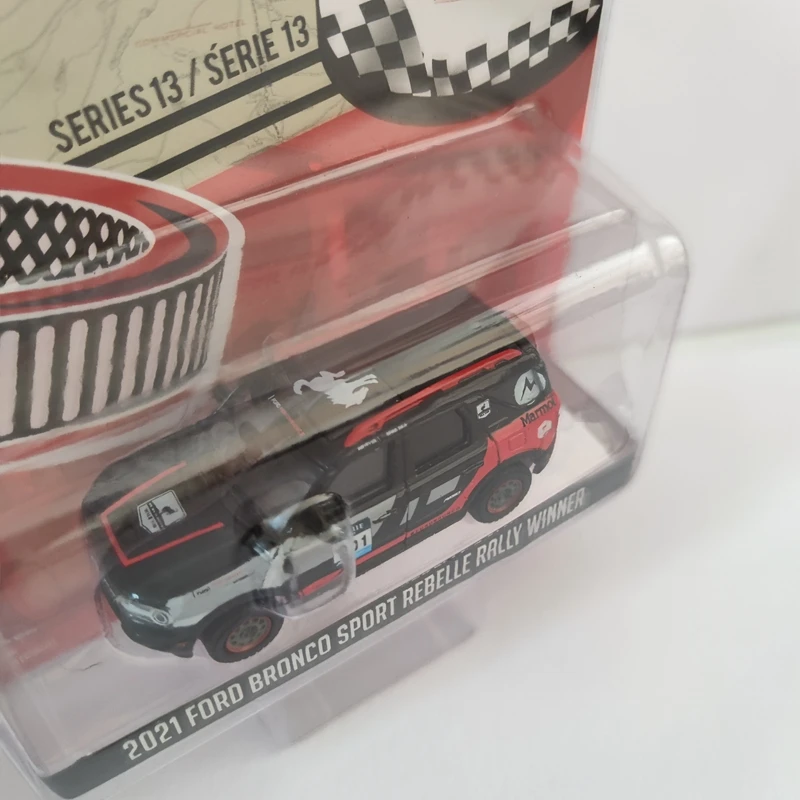 Модель автомобиля GreenLight 1:64 2021 FORD BRONCO SPORT REBELLE RALLY WINNER из металлического сплава