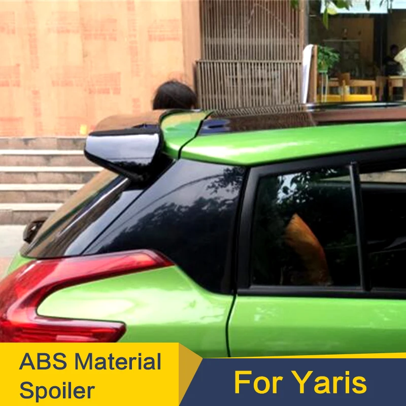 Спойлер для крышки багажника Toyota Yaris 2014-2018 материал АБС-пластик цвет на заказ |