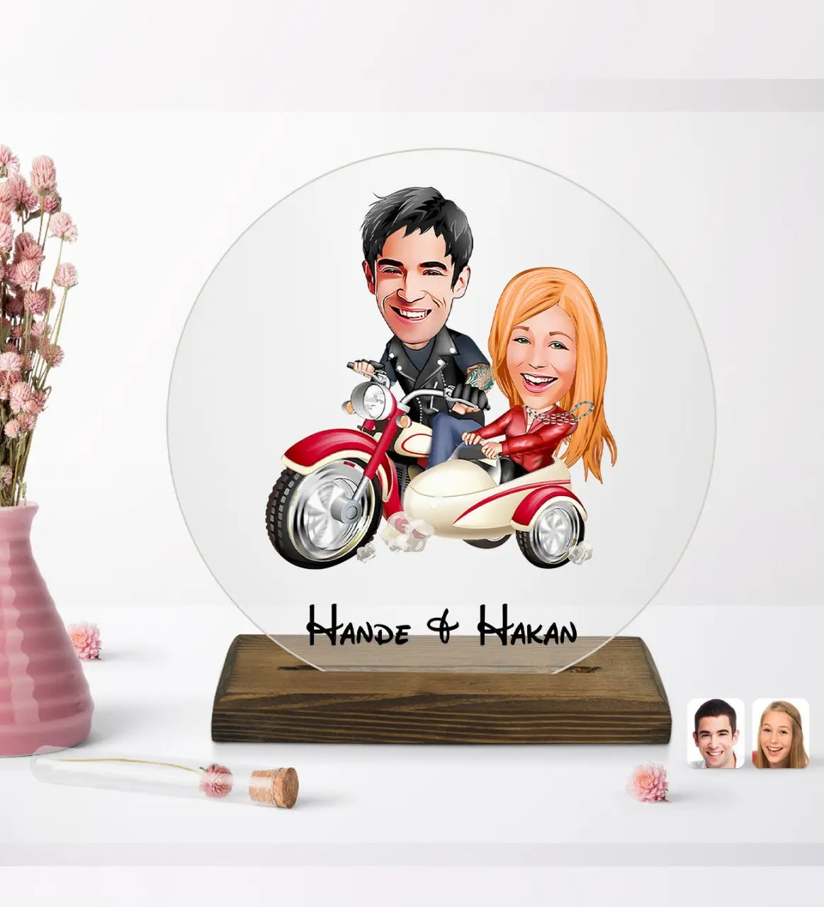 

Personalized valentine cartoon round wooden stand Biblo-12