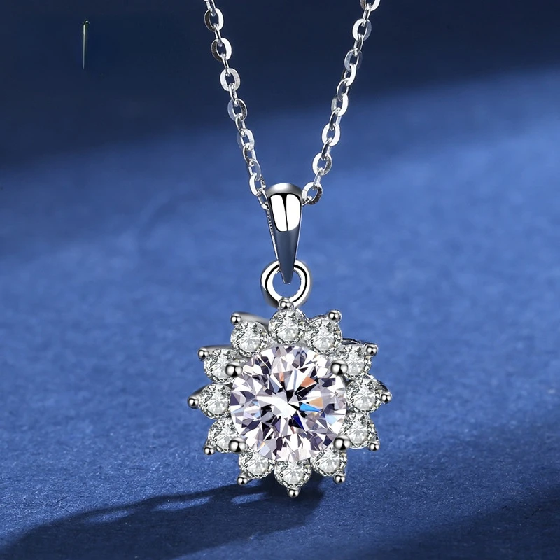 

D Color 1 Carat Moissanite S925 Silver Clavicle Chain Bright Sun Flower Necklace Pendant Gemstone Women Jewelry