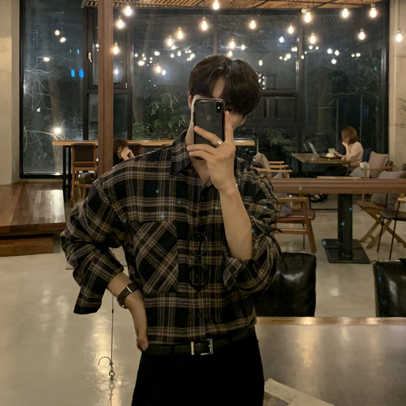 

2022 New Autumn Korean Style Plaid Loose Streetwear Long Sleeve Casual Shirts Blouse Male Clothing Fashion Chic Shirts Coat W79