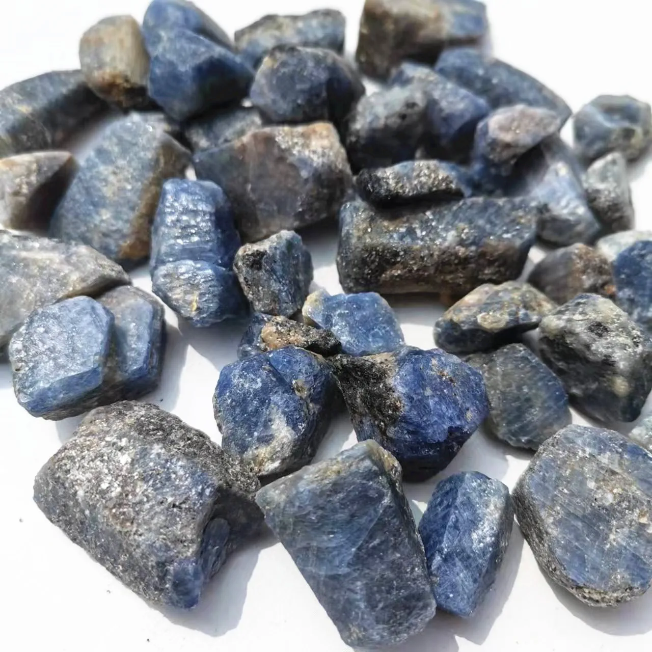 

Natural Blue Sapphire stones Rough Blue corundum Specimen from Madagascar