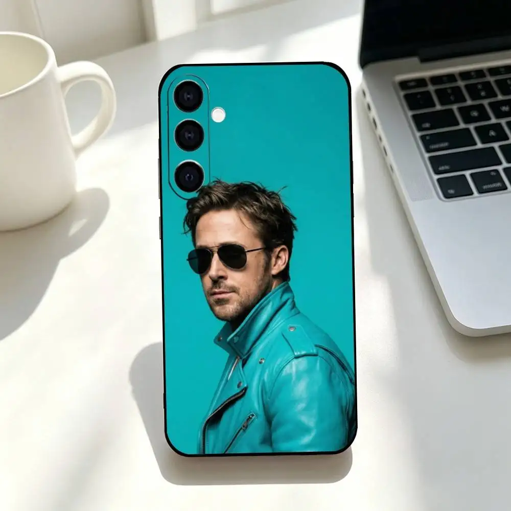 Фото Чехол для телефона R-Ryan Gosling Rapper Funny, черный, силиконовый, мягкий, для Samsung Galaxy A73, A72, A71, A70, A53, A52, A51 №2